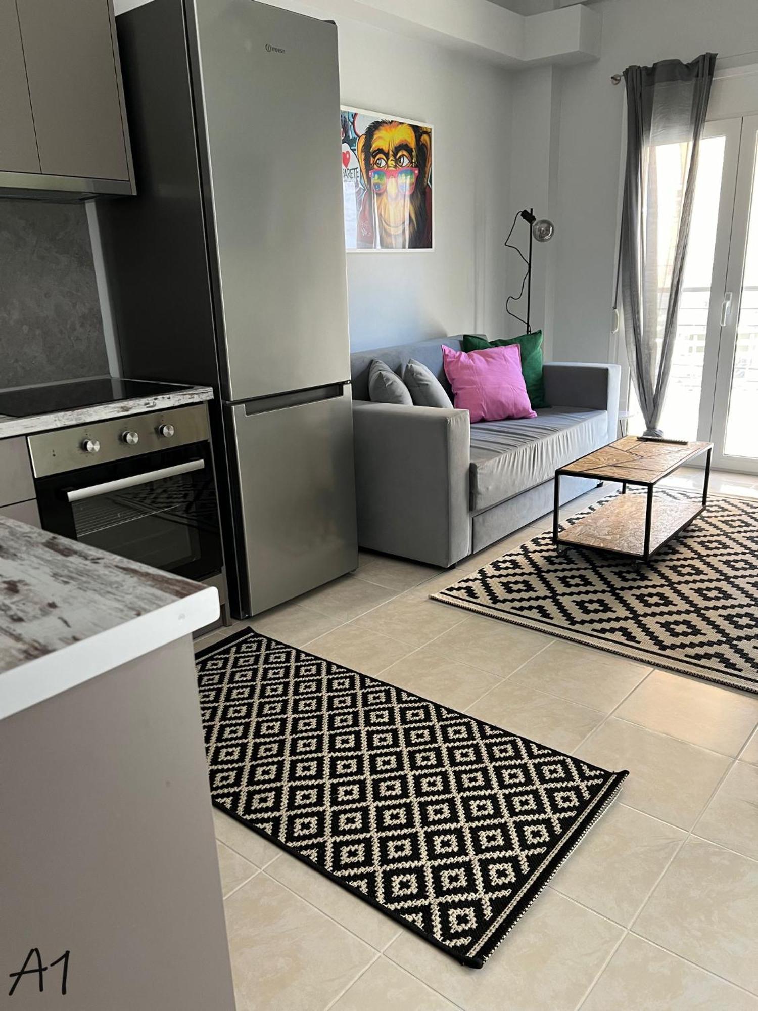 Live It _ Karditsa Exterior photo