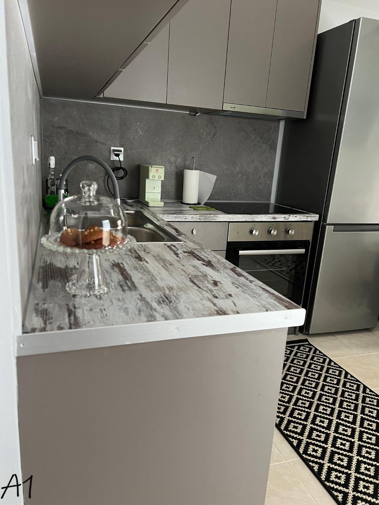 Live It _ Karditsa Exterior photo
