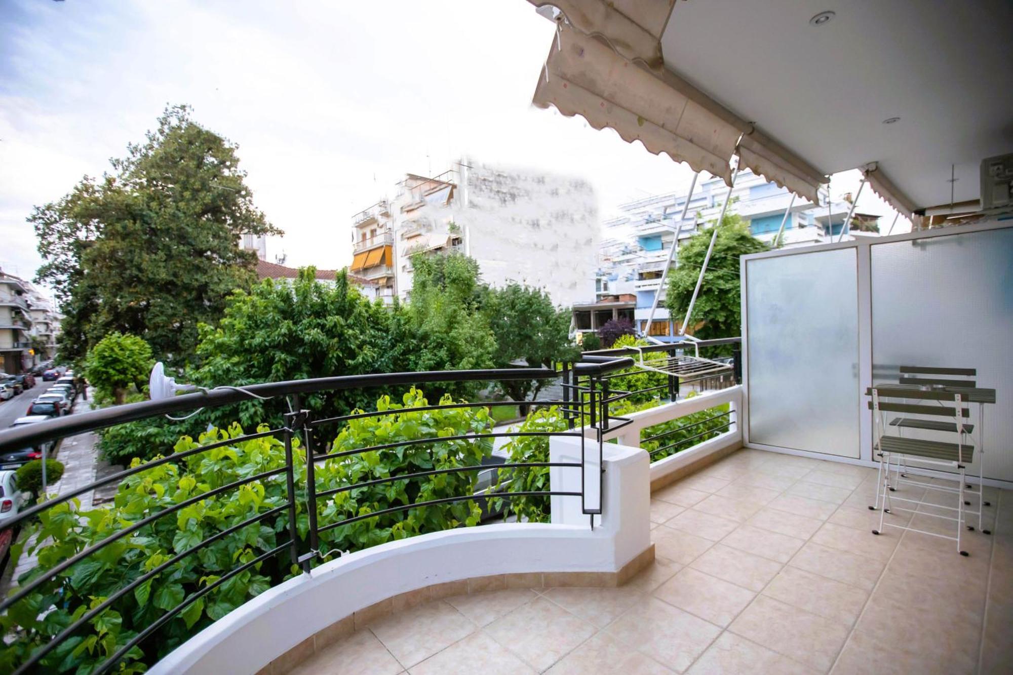 Live It _ Karditsa Exterior photo